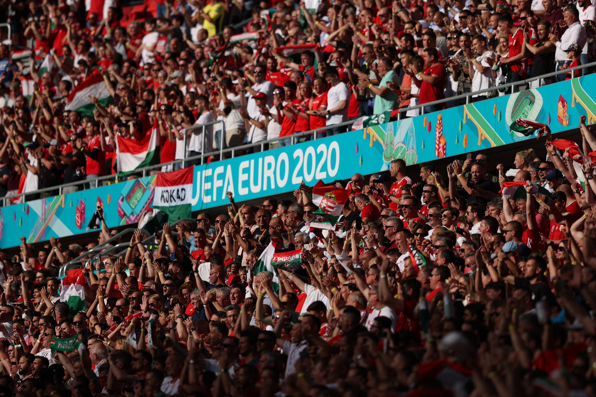 消防泄压口安装